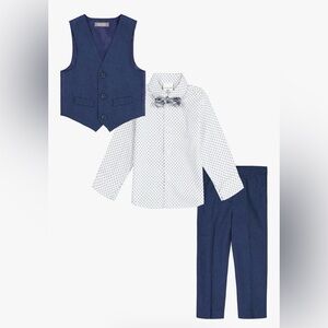 Van Heusen Boys 2T Three Piece Suit
